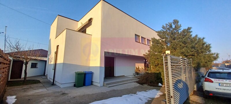 Sabareni, vila 210 mp utili, teren 508 mp, la 12 km de Bucuresti